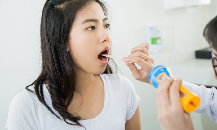 ลิ้นคนเป็นเอดส์ มีลักษณะอย่างไรบ้าง