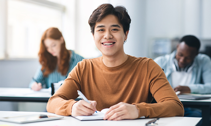 วัยรุ่นชาย การเจริญเติบโตและปัญหาสุขภาพที่ควรระวัง