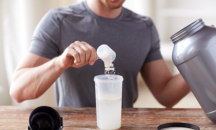 อาหารเสริมโปรตีน กินอย่างไรให้ได้ประโยชน์ต่อสุขภาพ และข้อควรระวังในการบริโภค