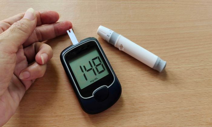 Diabetes (โรคเบาหวาน) คืออะไร มีสัญญาณเตือนและการป้องกันอย่างไรบ้าง