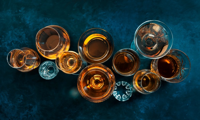 กินเหล้า มีประโยชน์ไหม และส่งผลเสียต่อสุขภาพอย่างไร