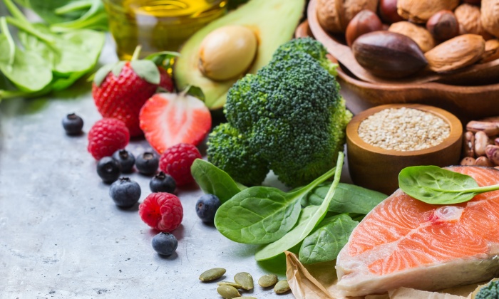 ไดเอ็ท หรือการควบคุมอาหารเพื่อลดน้ำหนัก ทำได้อย่างไรบ้าง