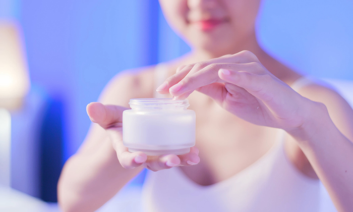 ครีมบํารุงผิวหน้ากลางคืน ดีอย่างไร และวิธีเลือกให้เหมาะสมกับผิว