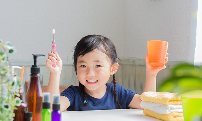 เด็ก แปรง ฟัน ได้เมื่อไหร่ ควรสอนอย่างไร