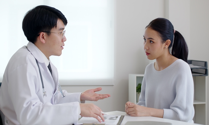 ตรวจสุขภาพก่อนตั้งครรภ์ ควรตรวจอะไร และควรดูแลตัวเองอย่างไร