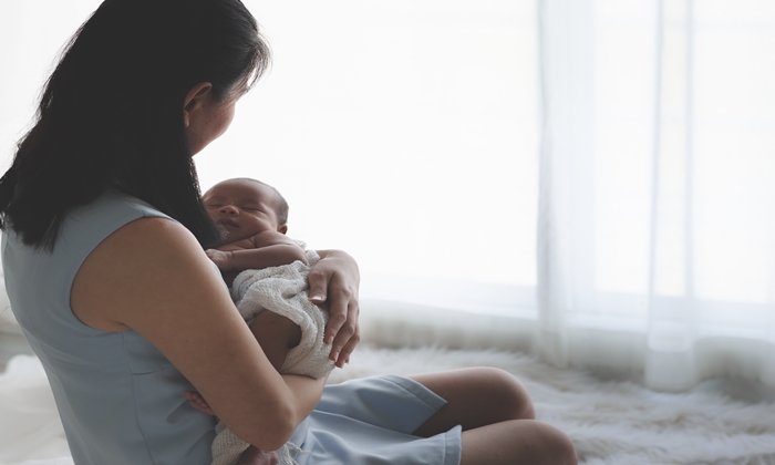 ทารกอุจจาระ มีมูก เกิดจากอะไร เป็นเรื่องปกติหรือไม่