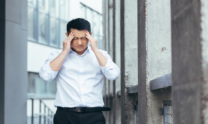 ปวดขมับสองข้าง เกิดจากอะไร รักษาได้อย่างไร