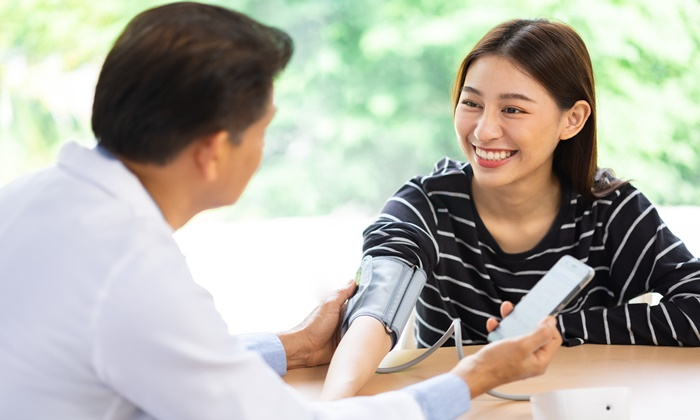 ตรวจสุขภาพประจําปี สำคัญอย่างไร อายุเท่าไหร่ควรตรวจทุกปี