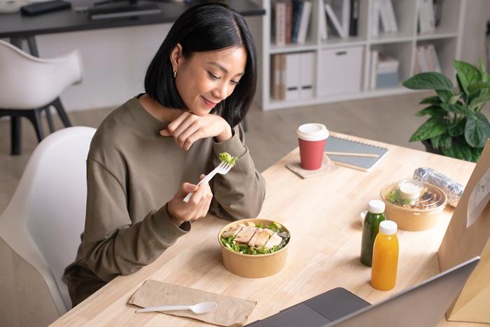 mindful-eating-%e0%b8%81%e0%b8%b4%e0%b8%99%e0%b8%ad%e0%b8%a2%e0%b9%88%e0%b8%b2%e0%b8%87%e0%b8%a1%e0%b8%b5%e0%b8%aa%e0%b8%95%e0%b8%b4